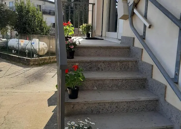 Ayn Apartment Tiriolo